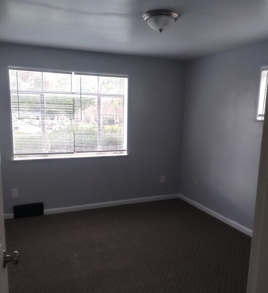 Second Bedroom - 2501 Flanigan Ct