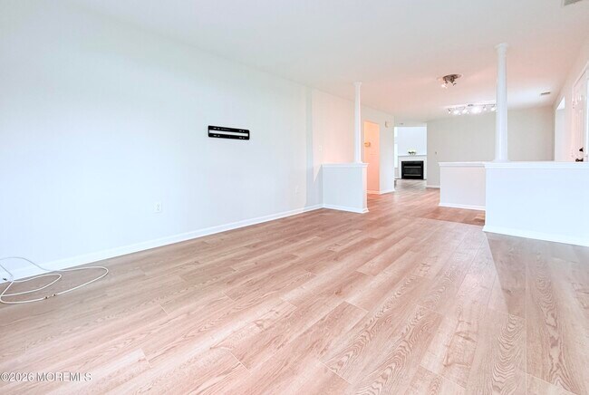 Building Photo - 1 Whitemarsh Dr