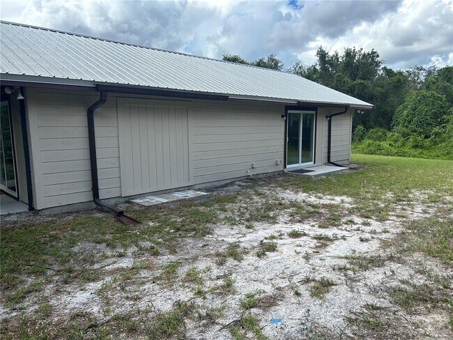 Building Photo - 2229 Adelia Blvd