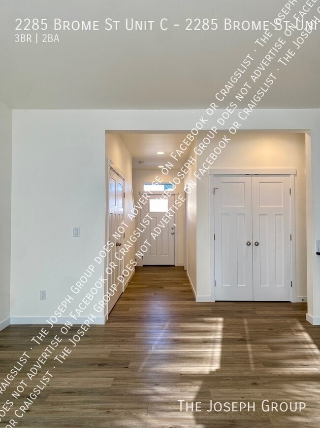 Building Photo - 2285 Brome St