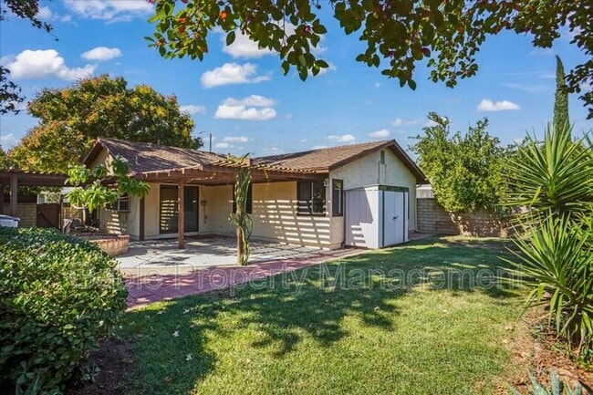 Building Photo - 25802 Quilla Rd