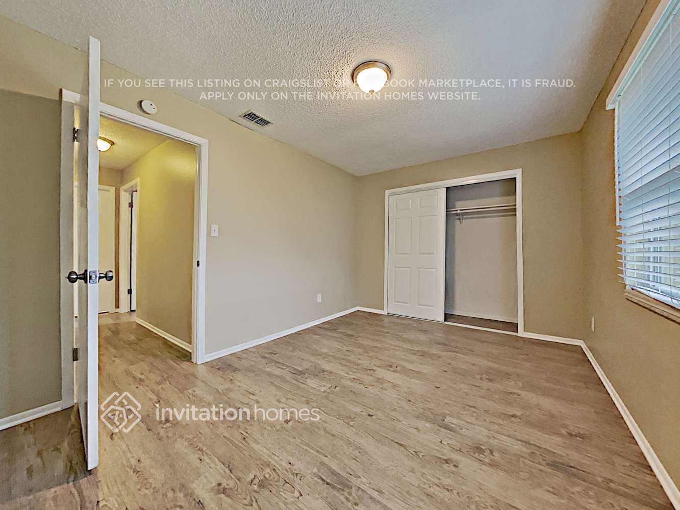 Building Photo - 411 Barrywood Ln