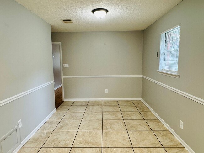 Building Photo - The Space You Need, the Style You Want!