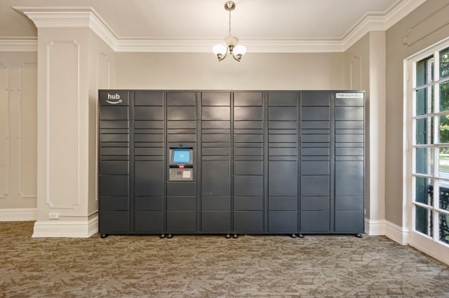 Amazon Hub - 7100 South Shore Apartment Homes