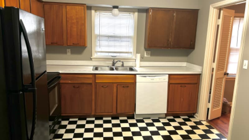 Building Photo - 2549 Glenmary Ave