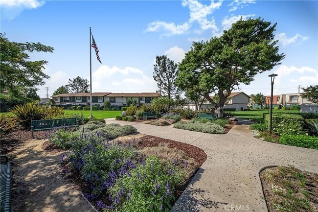 Building Photo - 8249 Haseltine Green