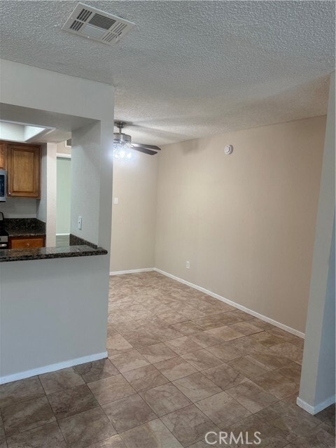 Building Photo - 1103 Calle Malaga