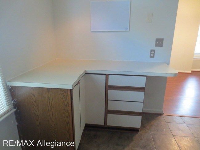 Building Photo - 2 br, 2 bath House - 1523 PENROSE ARCH