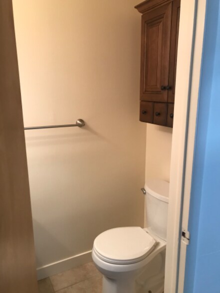 Building Photo - 968 McKinley Ave