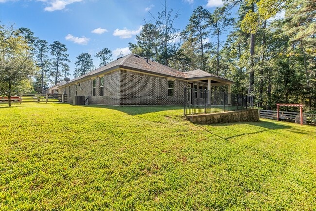 Building Photo - 9023 S Comanche Cir