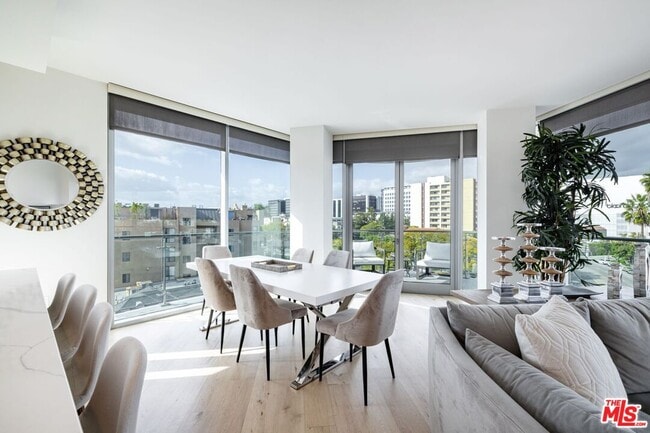 Building Photo - 8500 Burton Wy