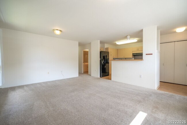 Building Photo - Available now!  3-bedroom, 2-bath, 2 parking Townhome in Mililani Mauka