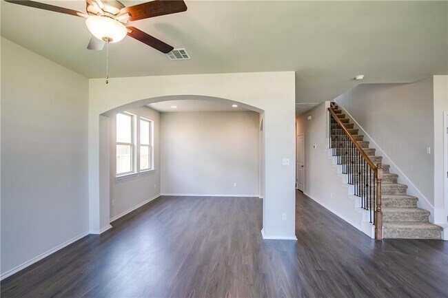 Building Photo - 349 Horsemint Way