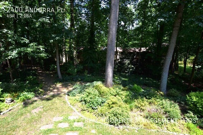Building Photo - 2400 Andorra Pl