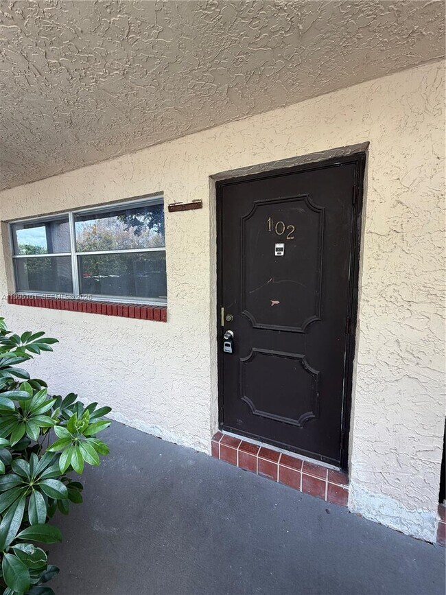 Building Photo - 8604 NW 35th St