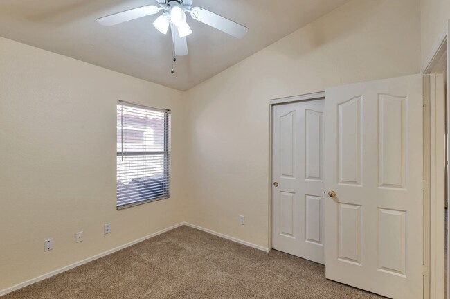 Building Photo - Charming North Phoenix 3-bedroom, 2-bathroom home!