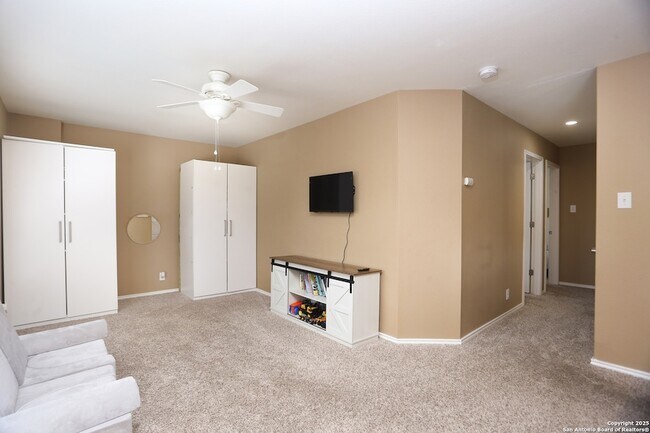 Building Photo - 10322 Filly Valley