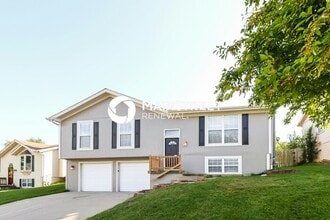 Building Photo - 3 Bedroom Pet-Friendly Home in Kansas City...