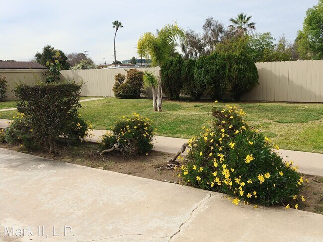 Building Photo - 222 G St