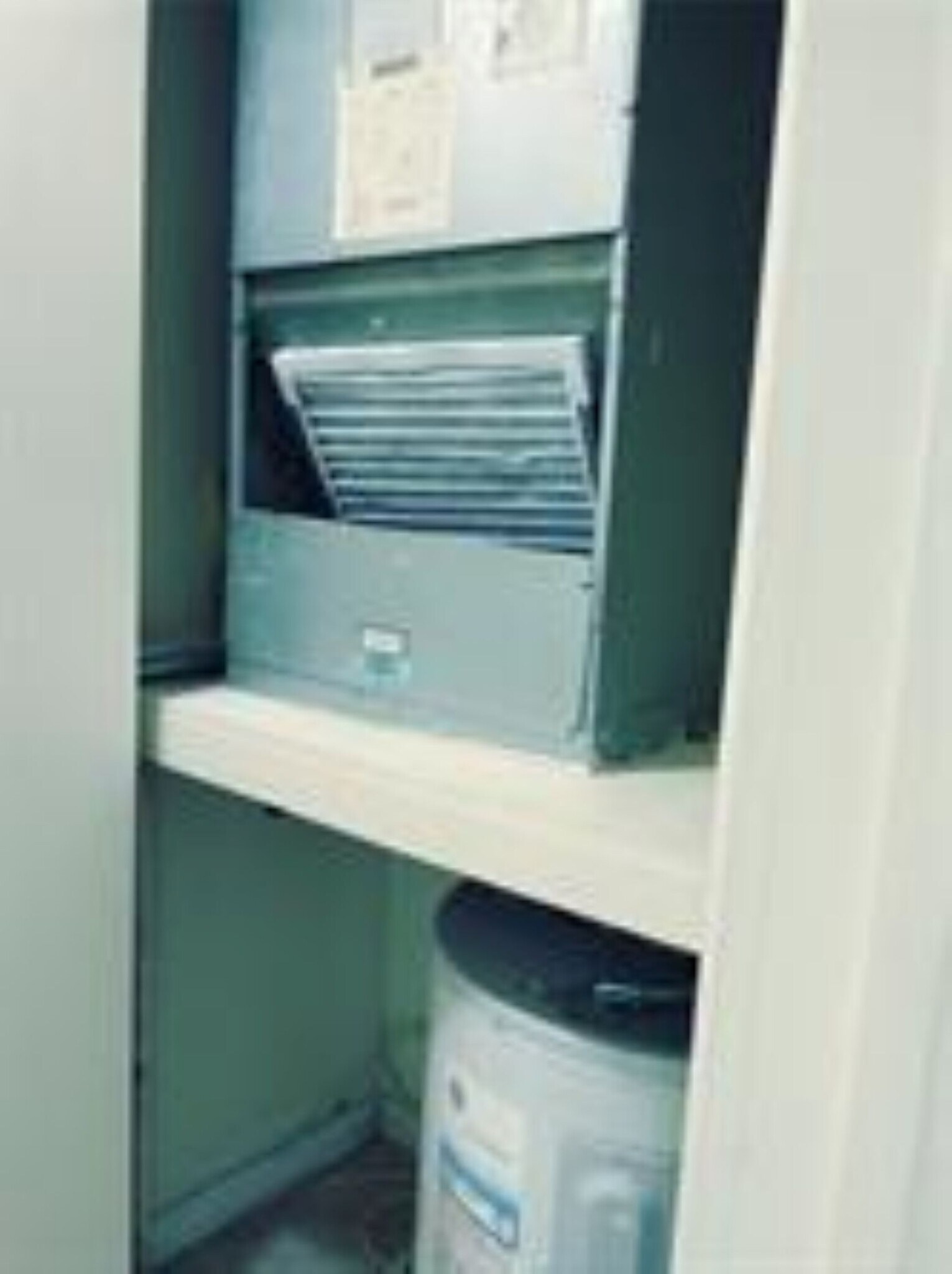 Building Photo - 1864 NE 46th St