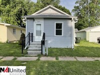 Building Photo - Two bedroom, One bathroom home for rent