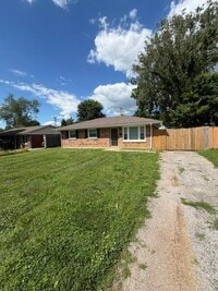 Building Photo - 2059 Deauville Dr