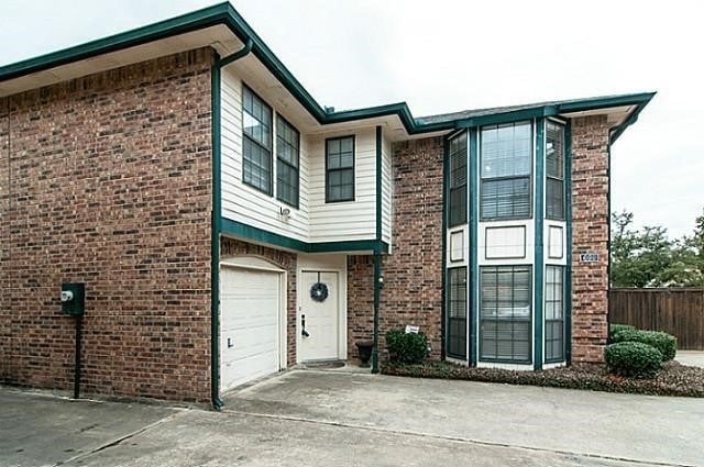 Building Photo - 600 Silverstone Ln