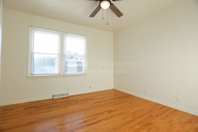 Building Photo - 5916 Camden Ave