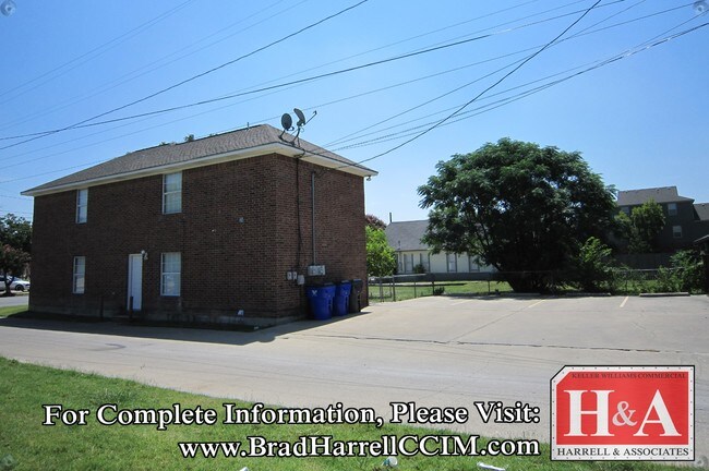 Primary Photo - 1625 S 12th St