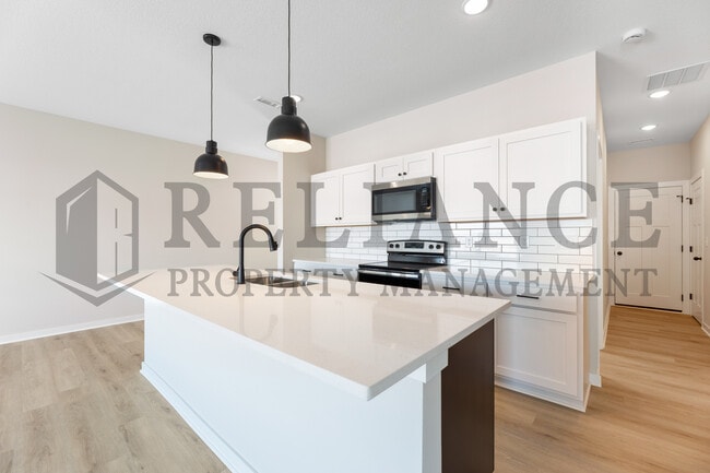 Building Photo - 12422 Blanford St