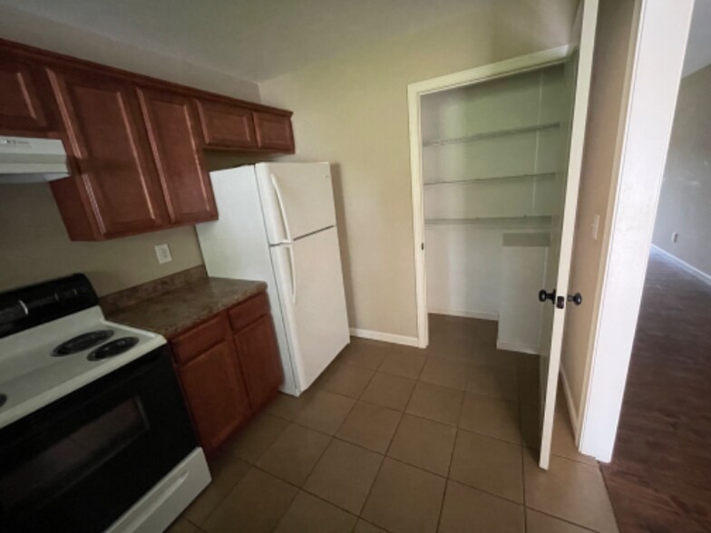 Building Photo - 228 Vanover Ln