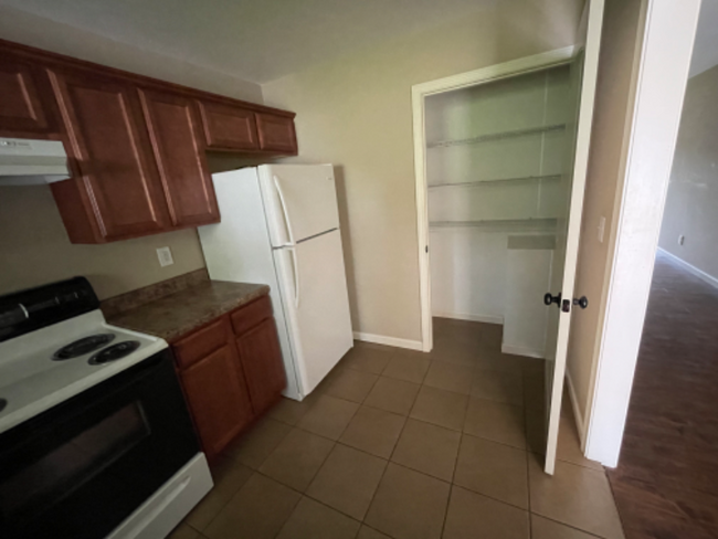 Building Photo - 228 Vanover Ln