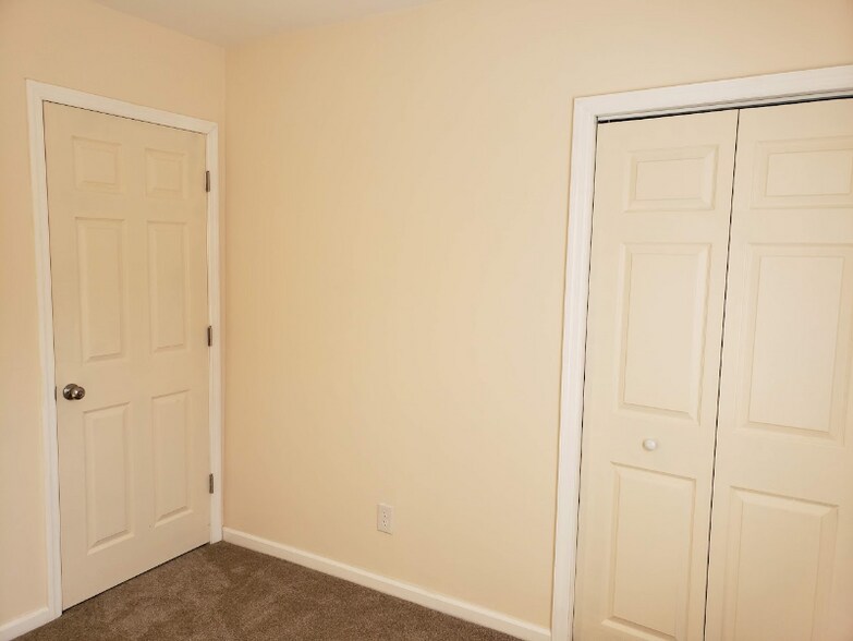 Building Photo - 23 Budd Ave