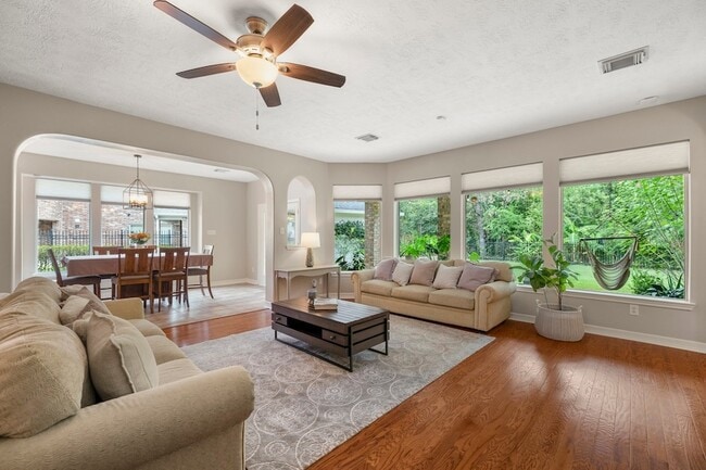 Building Photo - 15519 Marble Canyon Way