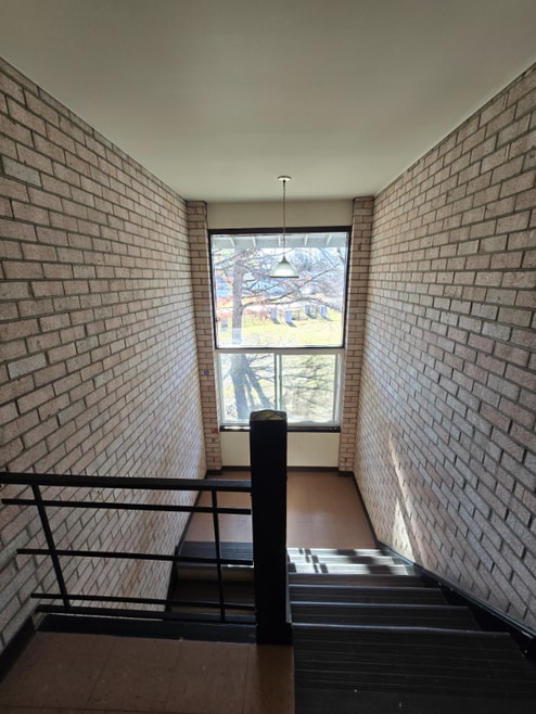 Building Photo - 806 Brook Hill Rd