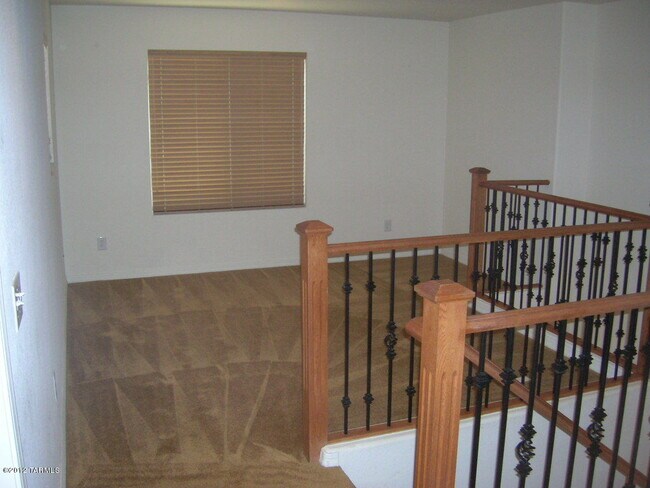 Building Photo - 9008 N Roebling Dr