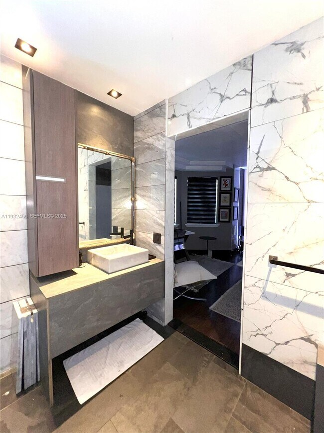 Building Photo - 4849 NW 108th Path