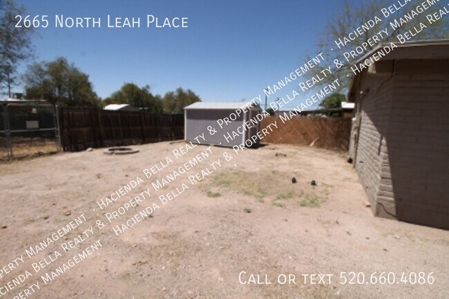 Building Photo - 2665 N Leah Pl