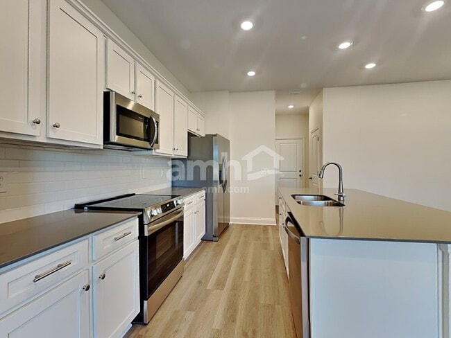 Building Photo - 1091 Grafton Ridge Dr