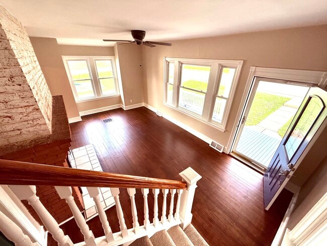 Building Photo - 860 Church St