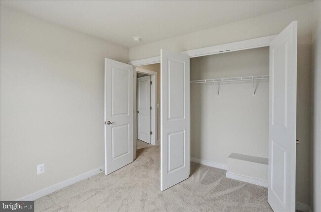 Building Photo - 101 Marlow Ct