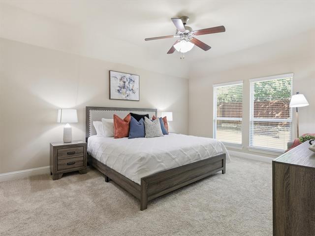 Building Photo - 609 Racine Dr