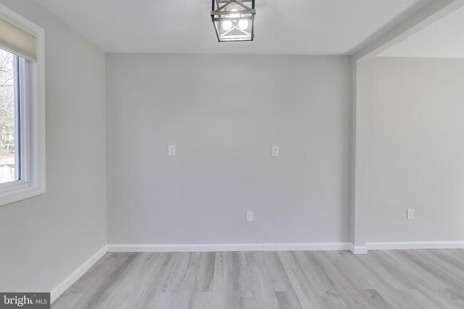 Building Photo - 18948 Quail Valley Blvd