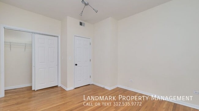 Building Photo - 4748 N Washtenaw-#2