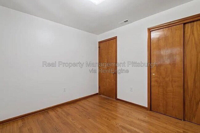 Building Photo - 509 Central Ave