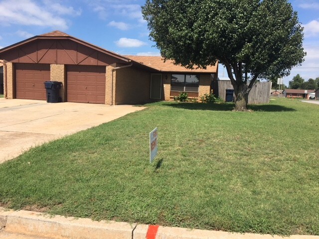 Building Photo - 12401 SW 2nd St