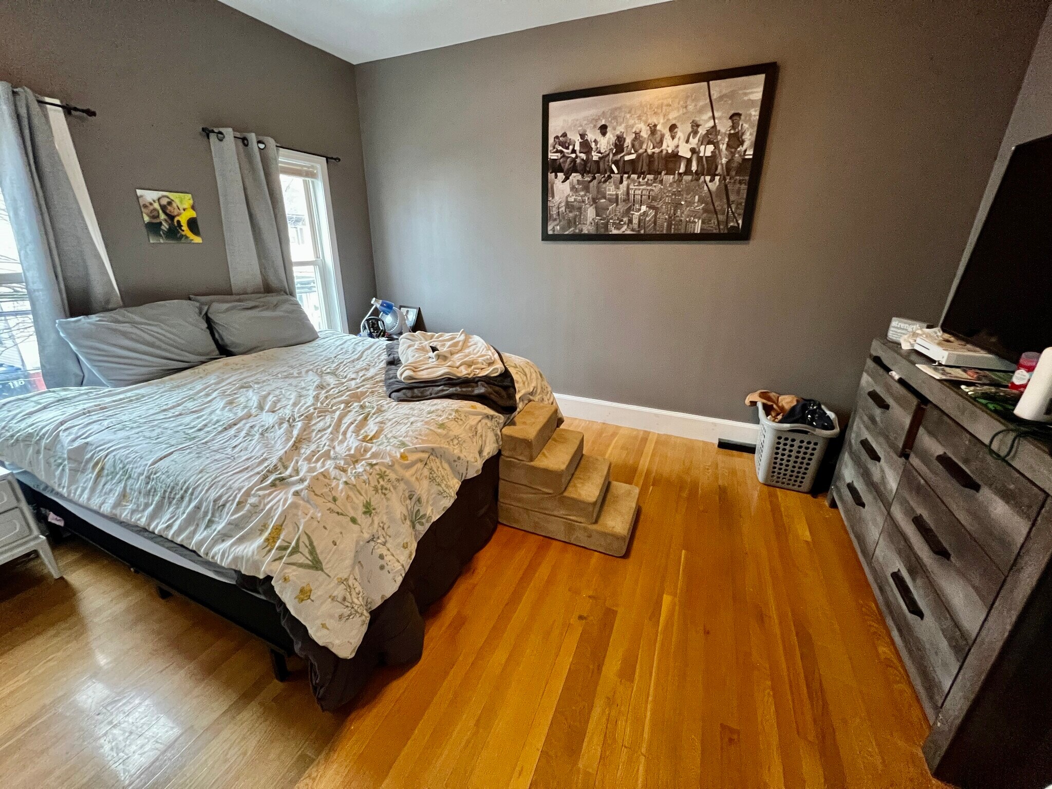 Building Photo - 117 Buttonwood St