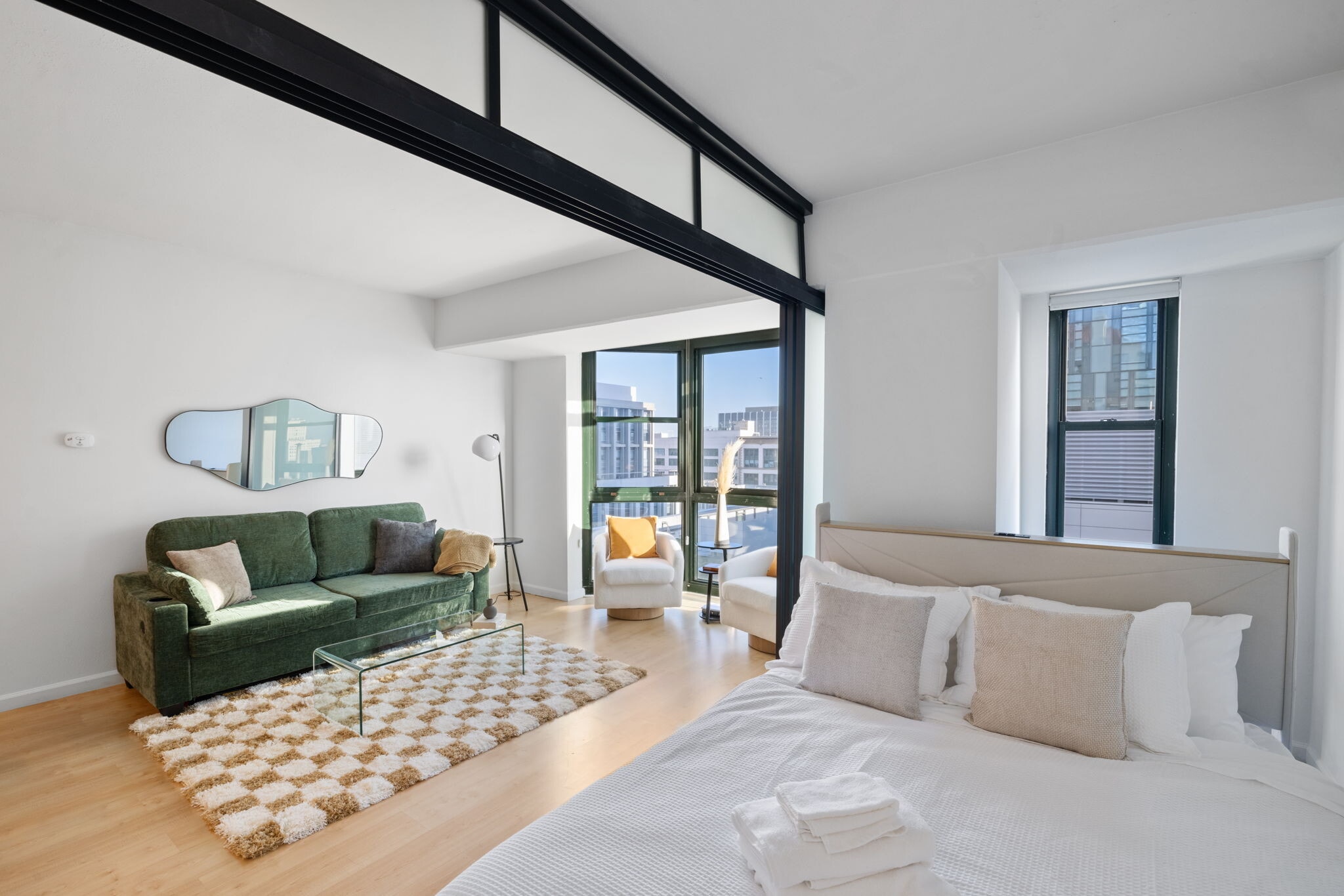 Building Photo - 1 Daniel Burnham Court