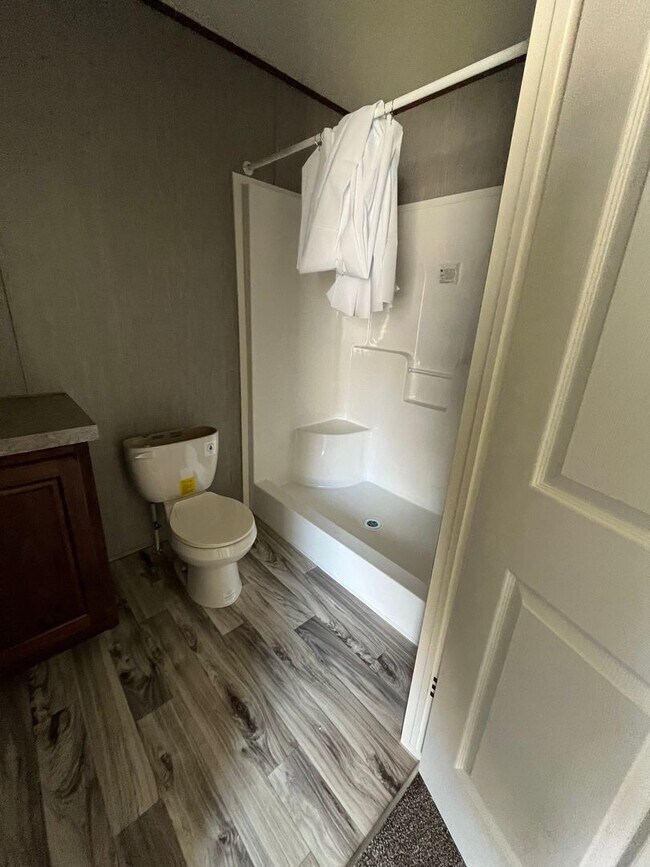 Building Photo - Blandford Living 2