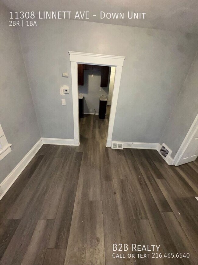 Building Photo - 11308 Linnet Ave